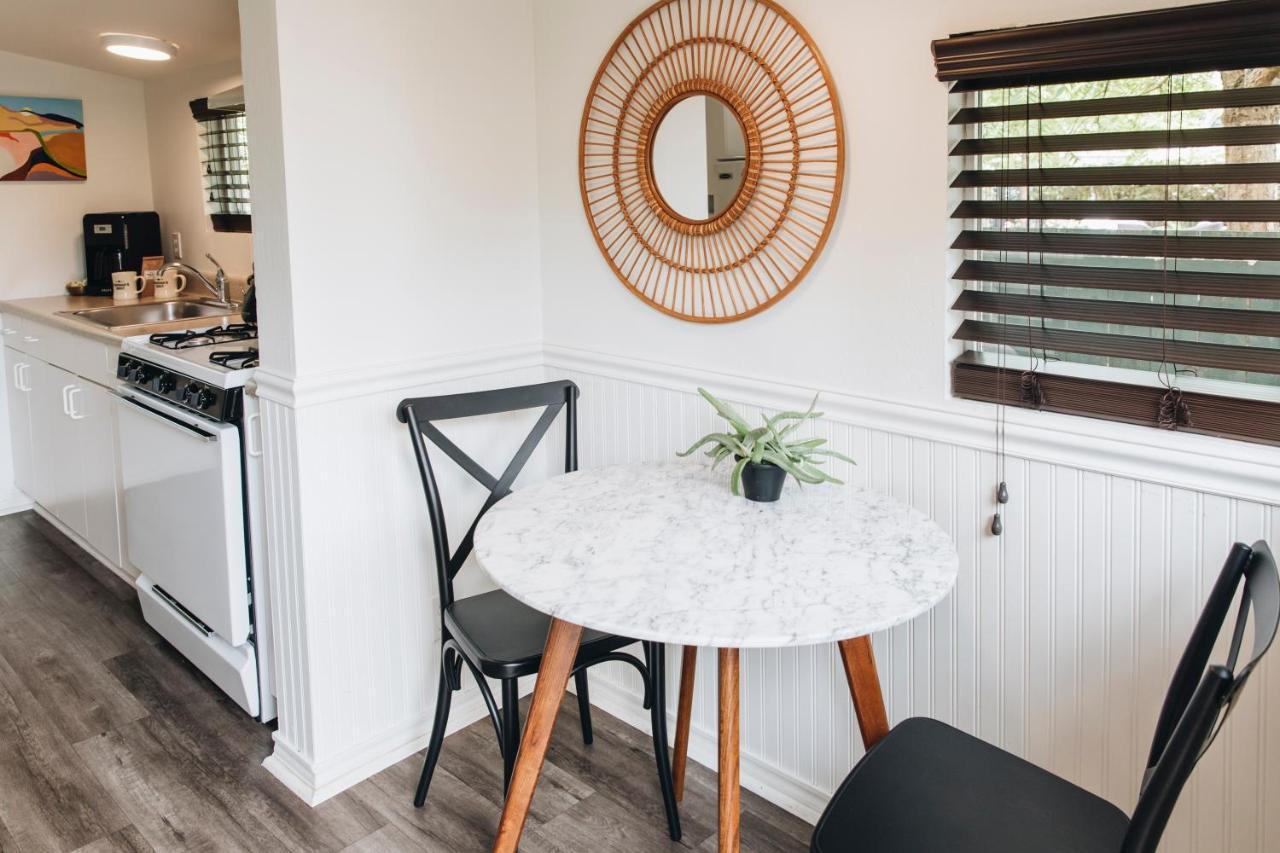 Sonoma'S Best Guest Cottages Bagian luar foto